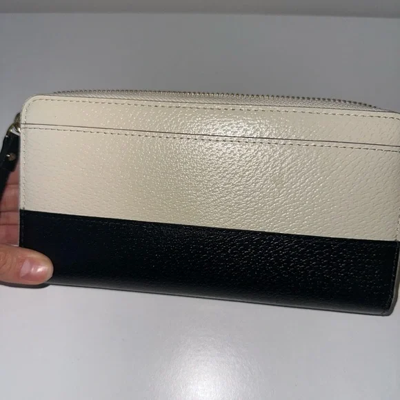 Kate Spade large two tones zip around wallet - Picture 3 of 6